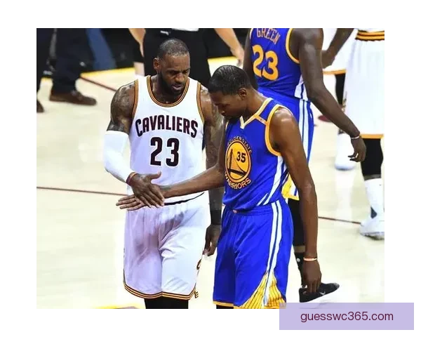 杜兰特：过去几周是球队本赛季最佳表现 我们有信心变得更强